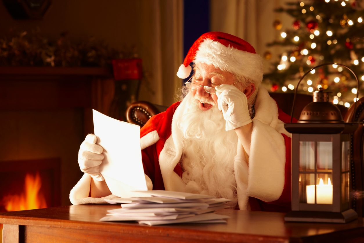 Santa Claus Is Working Hard Manufacturing Gifts With Best Gift Ideas In A Christmas  Gift Manufactory To Discover Unique Christmas Presents Stock Illustration -  Download Image Now - iStock