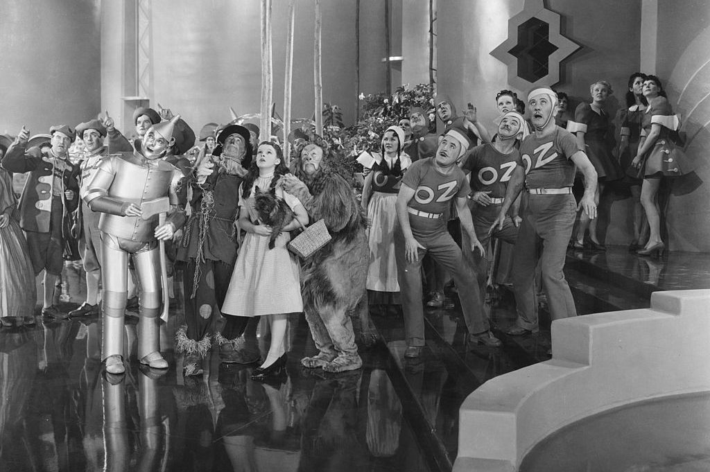 Cast of the Wizard of Oz in the Emerald City